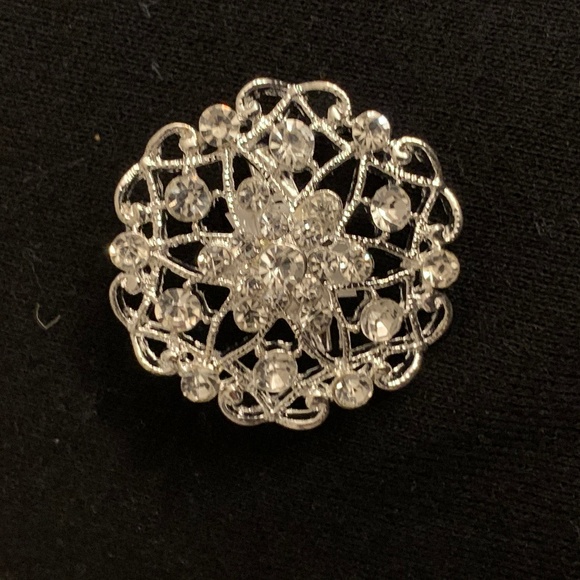 Jewelry - 🔥 1ct Diamond Pin 🔥